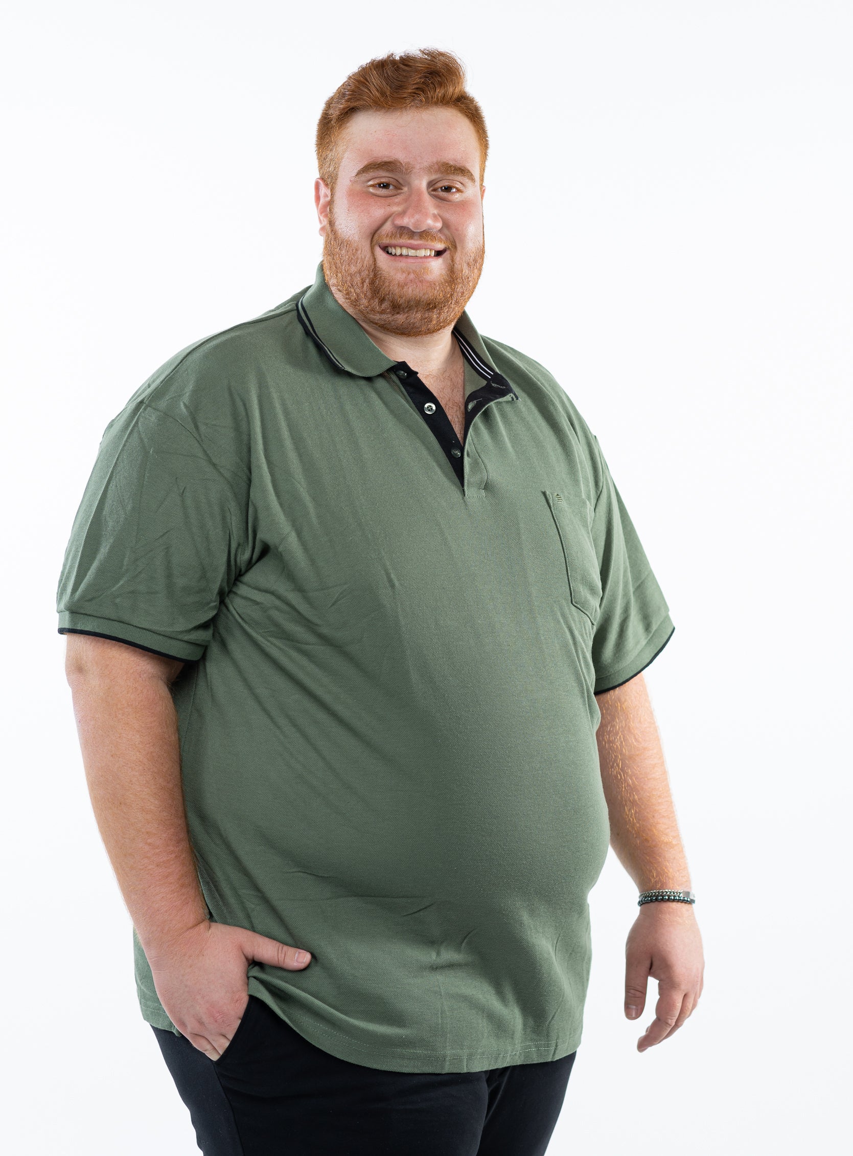 פולו צווארון עם כיס