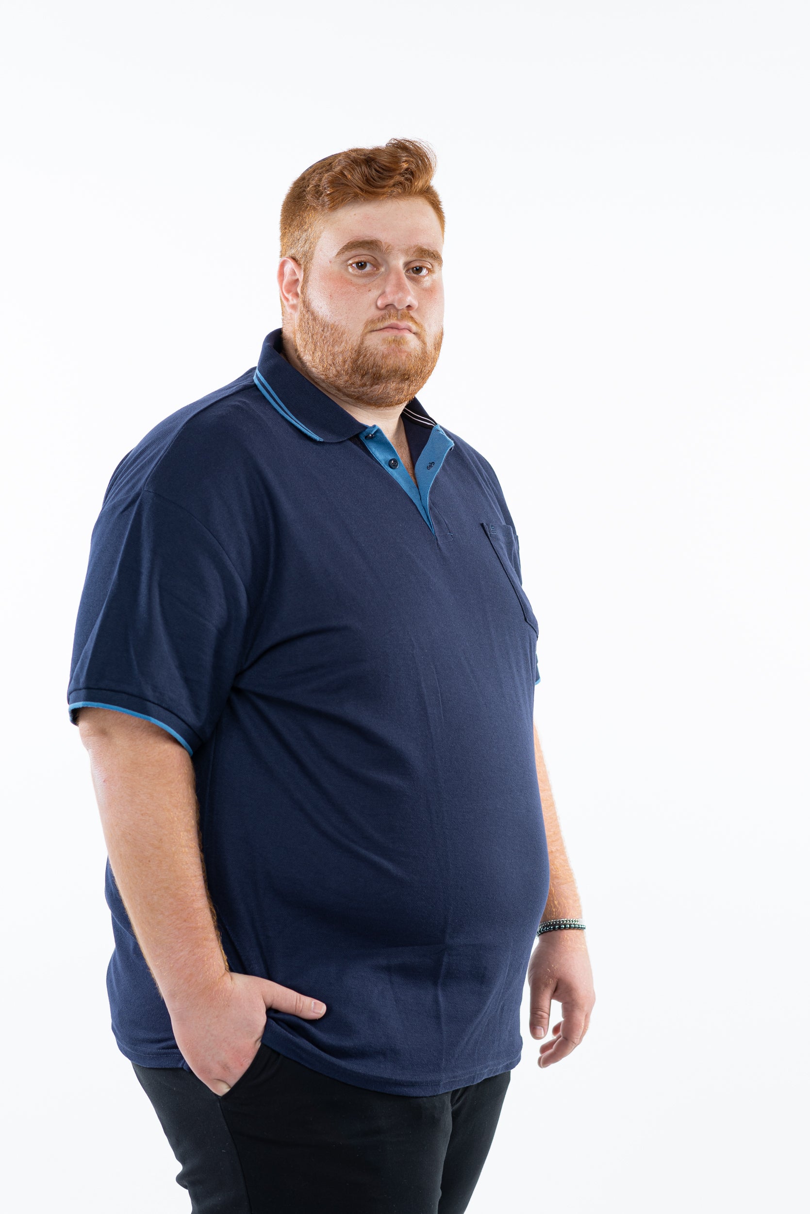 פולו צווארון עם כיס