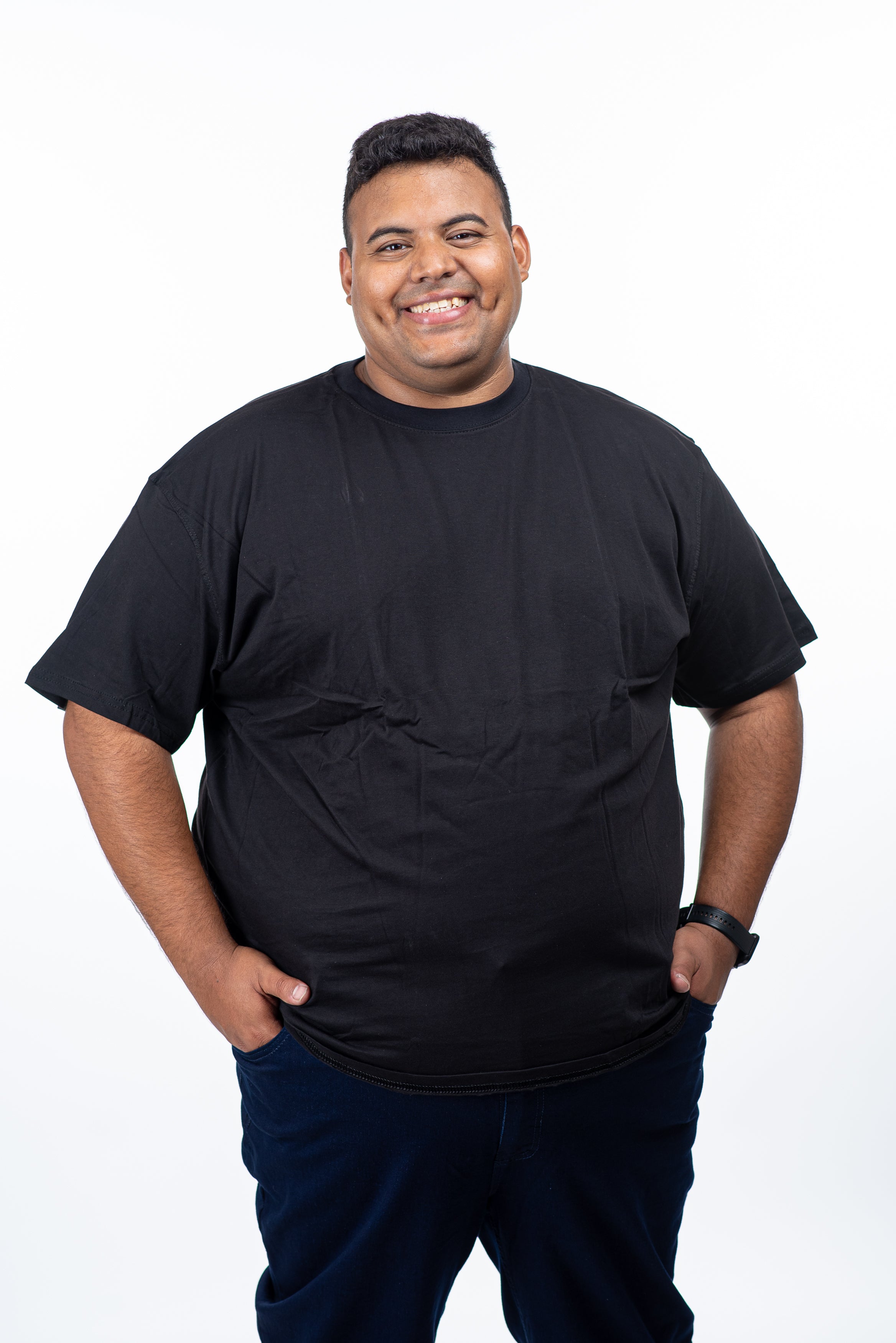 טי שרט חלקה צווארון עגול