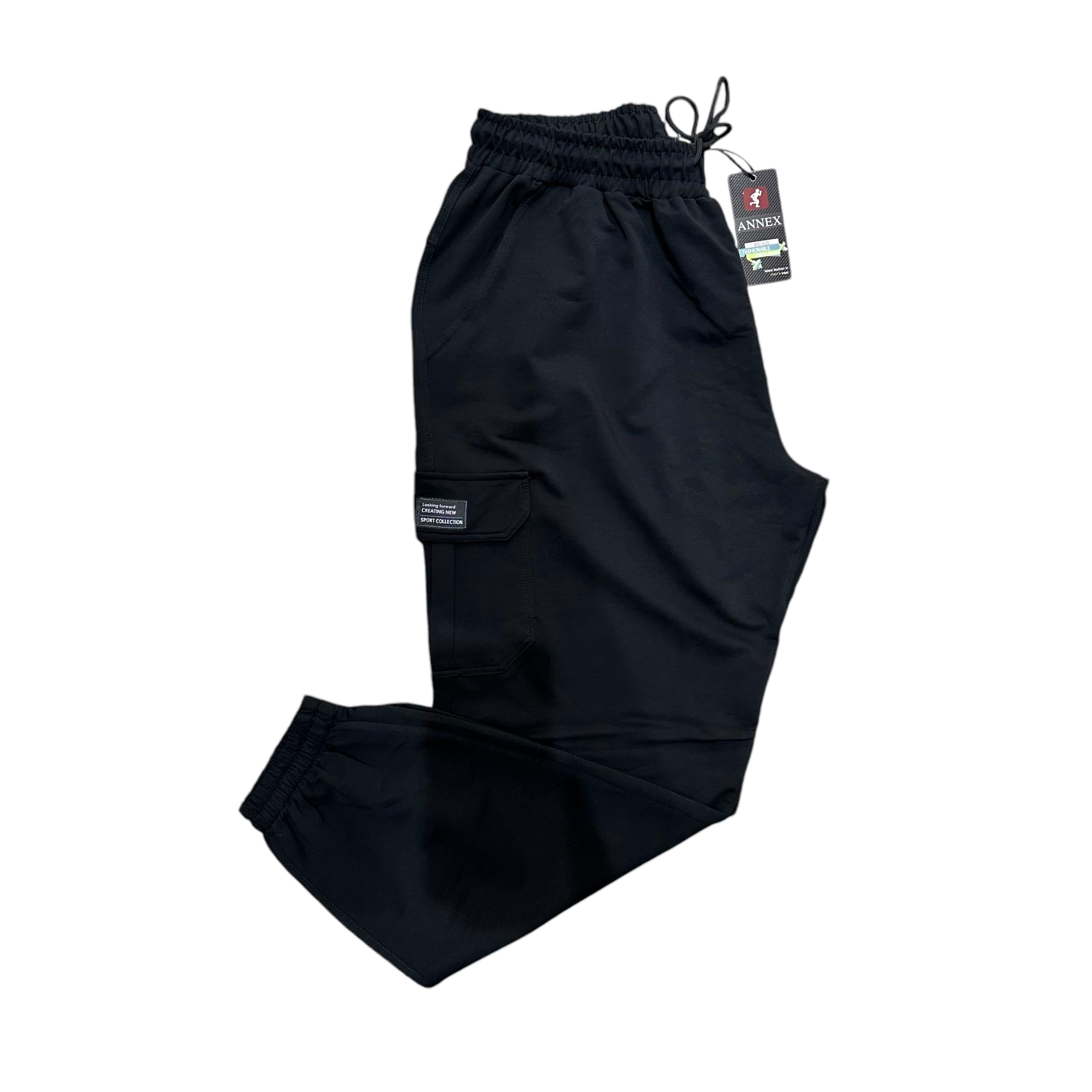 מכנס ג׳וגינג עם גומי למטה